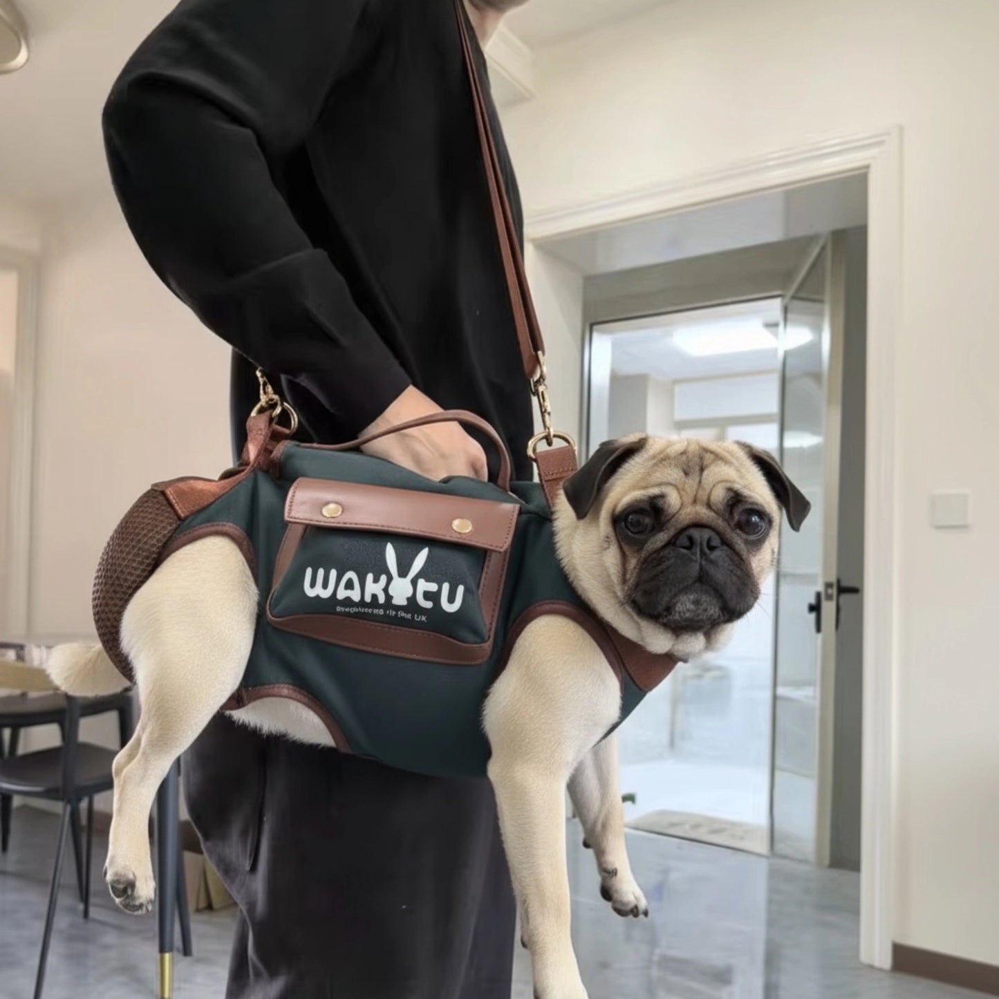 WAKYTU™ Pet Travel Shoulder Carrier